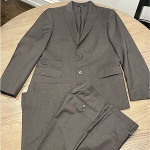 Banana Republic Mens Slim fit suit gray/brown 42R